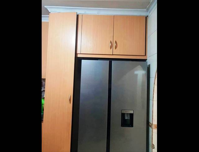 4 BEDROOM HOUSE FOR SALE IN LENASIA EXT 10